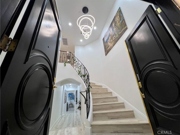 4330 Alhama, Woodland Hills CA 91364