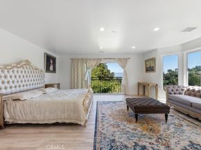 4330 Alhama, Woodland Hills CA 91364