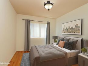 3855 Ingraham Street 204, Los Angeles CA 90005