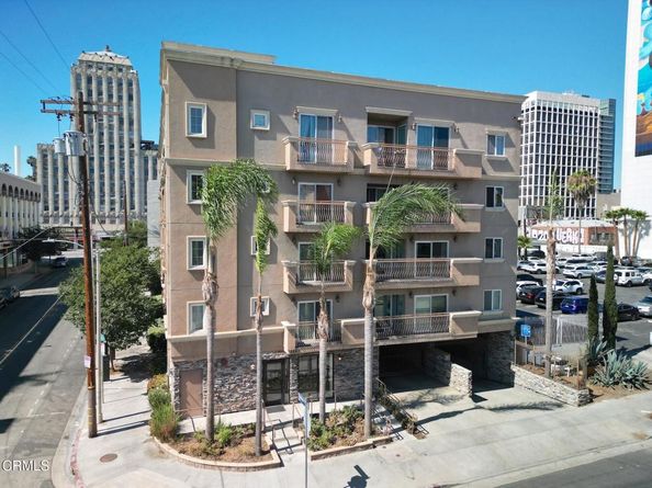 3855 Ingraham Street 204, Los Angeles CA 90005