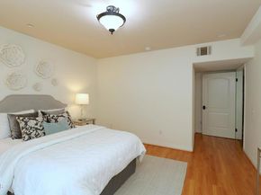 3855 Ingraham Street 204, Los Angeles CA 90005