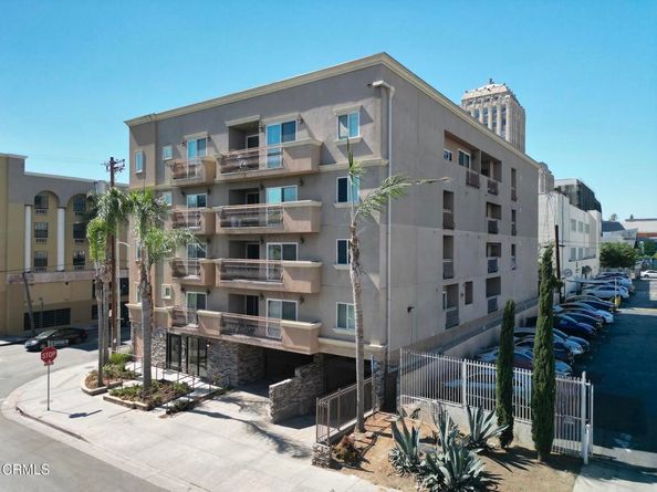 3855 Ingraham Street 204, Los Angeles CA 90005