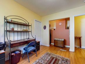 405 Mission Road, Glendale CA 91205