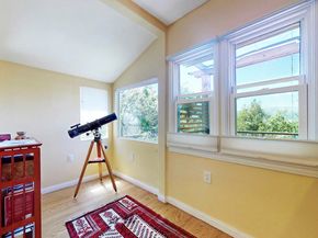 405 Mission Road, Glendale CA 91205
