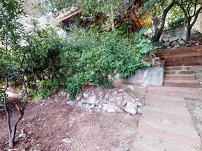 405 Mission Road, Glendale CA 91205