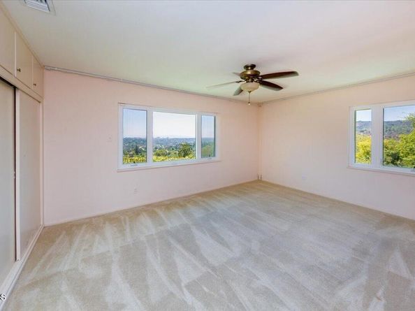 1372 Inverness Drive, Pasadena CA 91103