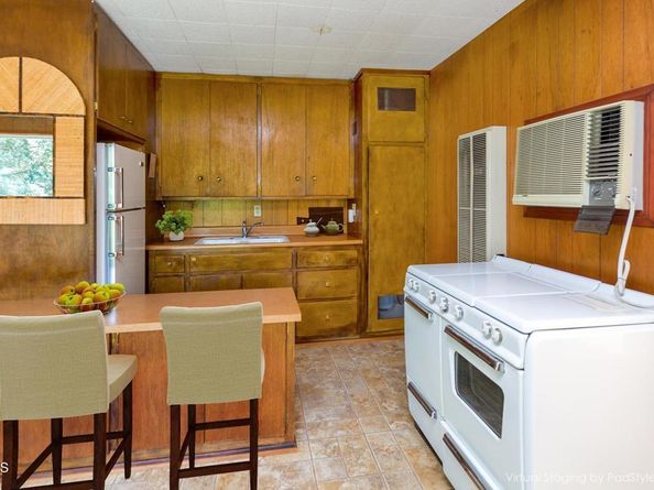1372 Inverness Drive, Pasadena CA 91103