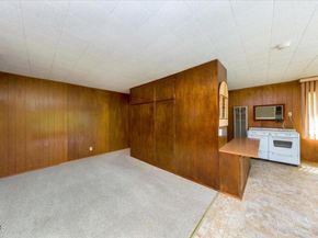 1372 Inverness Drive, Pasadena CA 91103