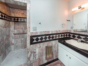 1372 Inverness Drive, Pasadena CA 91103