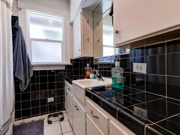 730 732 MAR VISTA Avenue, Pasadena CA 91104