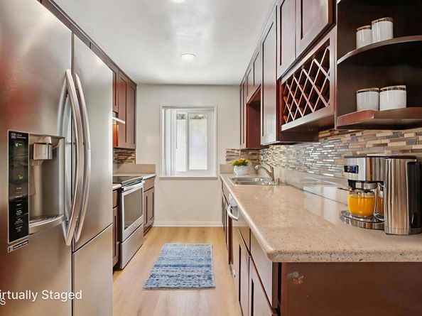 1935 Alpha Road 310, Glendale CA 91208