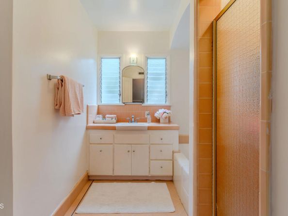 2727 Hollister Terrace, Glendale CA 91206