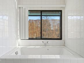 672 W Mendocino Street, Altadena CA 91001