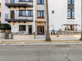 139 S Oak Knoll Avenue 204, Pasadena CA 91101