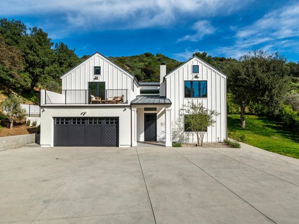 2950 Oak Glen Road, Glendale CA 91208