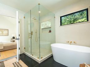 2950 Oak Glen Road, Glendale CA 91208