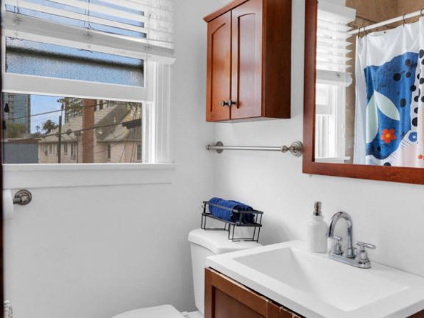 128 Lime Avenue 14, Long Beach CA 90802