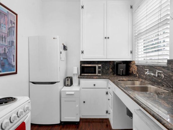 128 Lime Avenue 14, Long Beach CA 90802