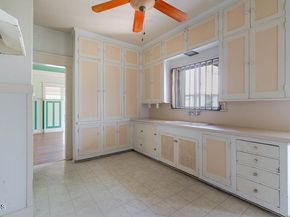 1112 S Pasadena Avenue, Pasadena CA 91105