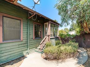1112 S Pasadena Avenue, Pasadena CA 91105