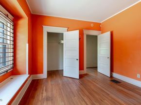 1112 S Pasadena Avenue, Pasadena CA 91105