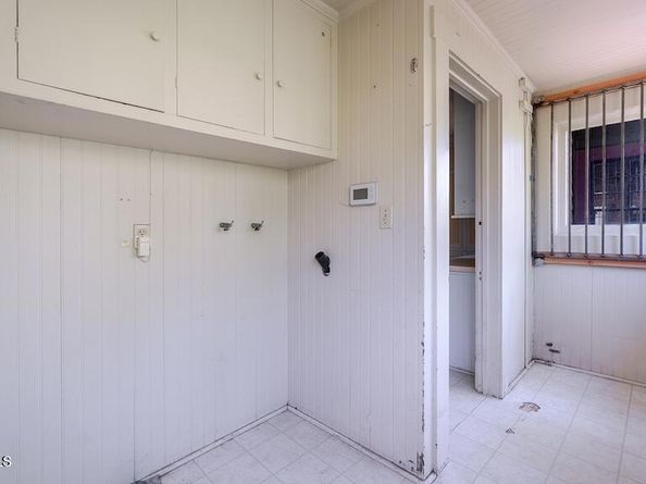 1112 S Pasadena Avenue, Pasadena CA 91105
