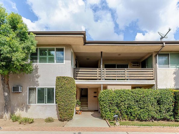 359 S Euclid Avenue, Pasadena CA 91101