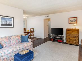359 S Euclid Avenue, Pasadena CA 91101