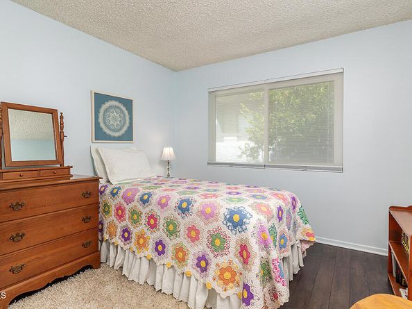 359 S Euclid Avenue, Pasadena CA 91101