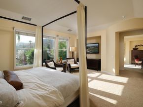 3921 Chapman Court, Altadena CA 91001