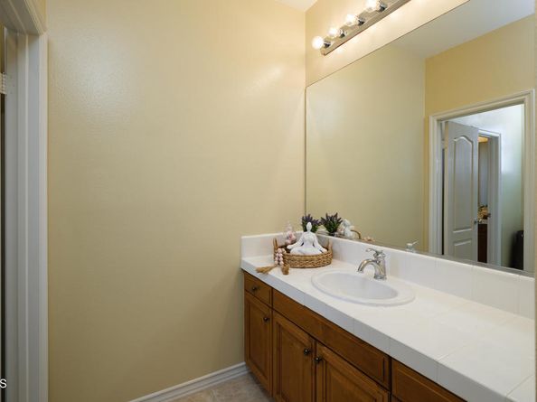 3921 Chapman Court, Altadena CA 91001