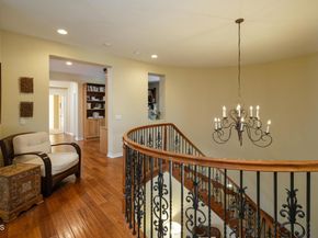 3921 Chapman Court, Altadena CA 91001