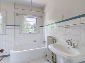 696 Saint John Avenue, Pasadena CA 91105