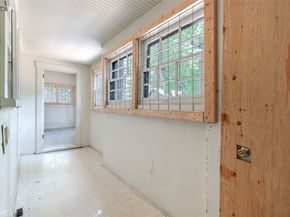 696 Saint John Avenue, Pasadena CA 91105