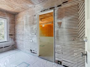 696 Saint John Avenue, Pasadena CA 91105