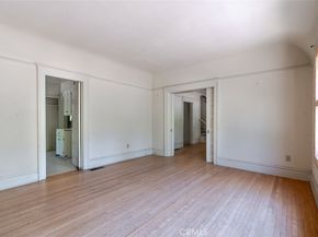 696 Saint John Avenue, Pasadena CA 91105