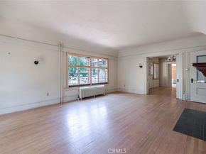 696 Saint John Avenue, Pasadena CA 91105