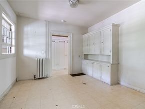 696 Saint John Avenue, Pasadena CA 91105