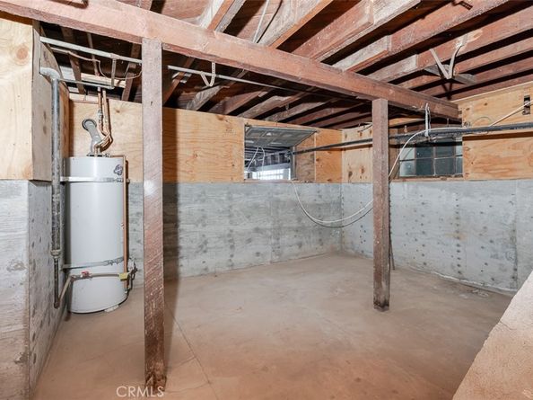 696 Saint John Avenue, Pasadena CA 91105