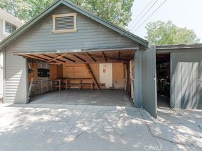 696 Saint John Avenue, Pasadena CA 91105