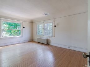 696 Saint John Avenue, Pasadena CA 91105