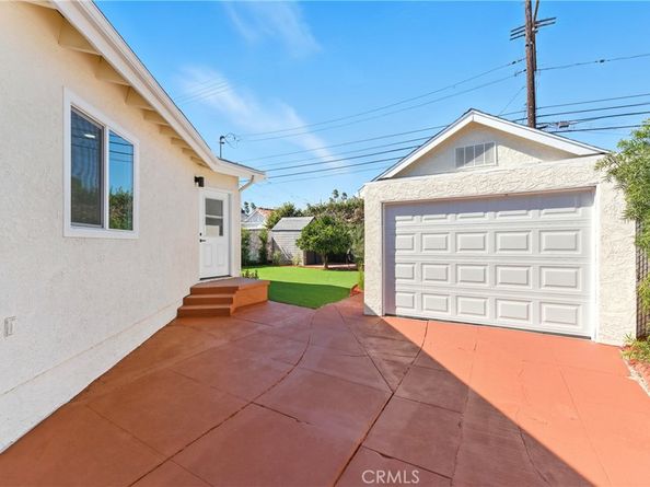 3741 W 58th Place, Los Angeles CA 90043