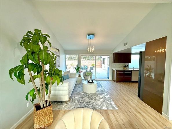 3432 Yellowtail Drive, Rossmoor CA 90720
