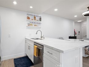 327 Chestnut Avenue 102, Long Beach CA 90802