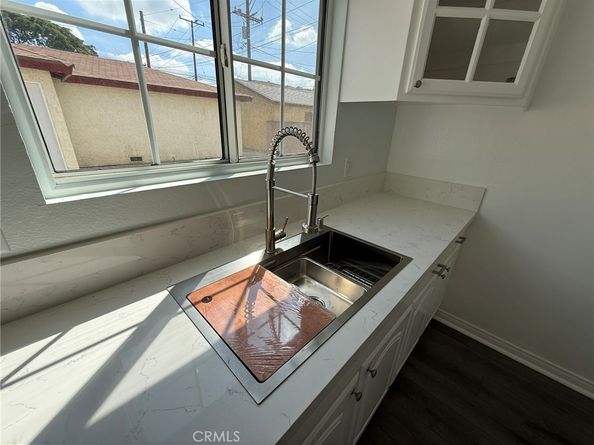 6340 Orange Avenue, Long Beach CA 90805