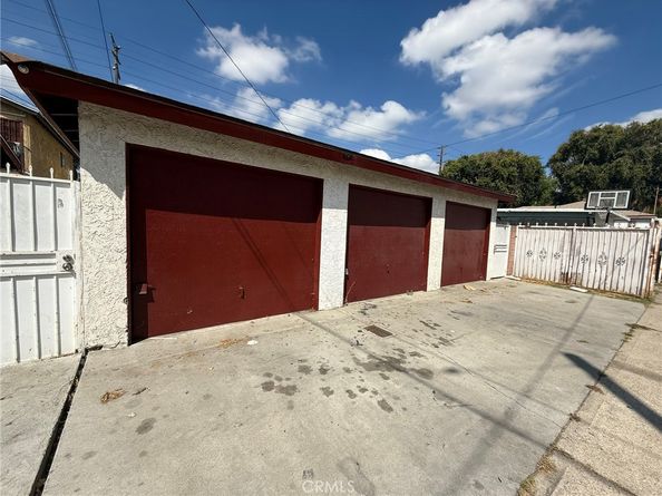 6340 Orange Avenue, Long Beach CA 90805