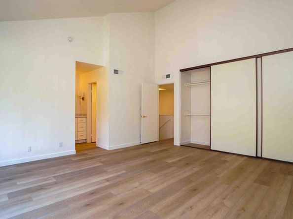 21801 Burbank Boulevard 74, Woodland Hills CA 91367