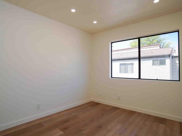 21801 Burbank Boulevard 74, Woodland Hills CA 91367