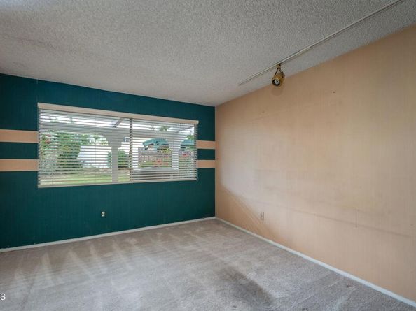 19931 Lanark Street, Winnetka CA 91306