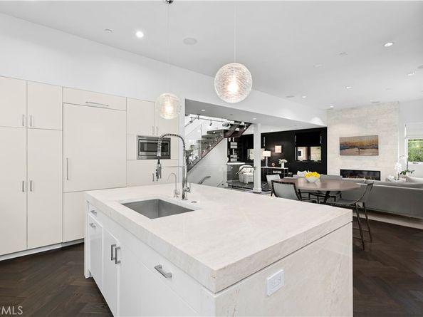 3731 5th Avenue, Corona Del Mar CA 92625